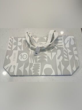 Vuori Anniversary White and Light Gray Canvas Tote